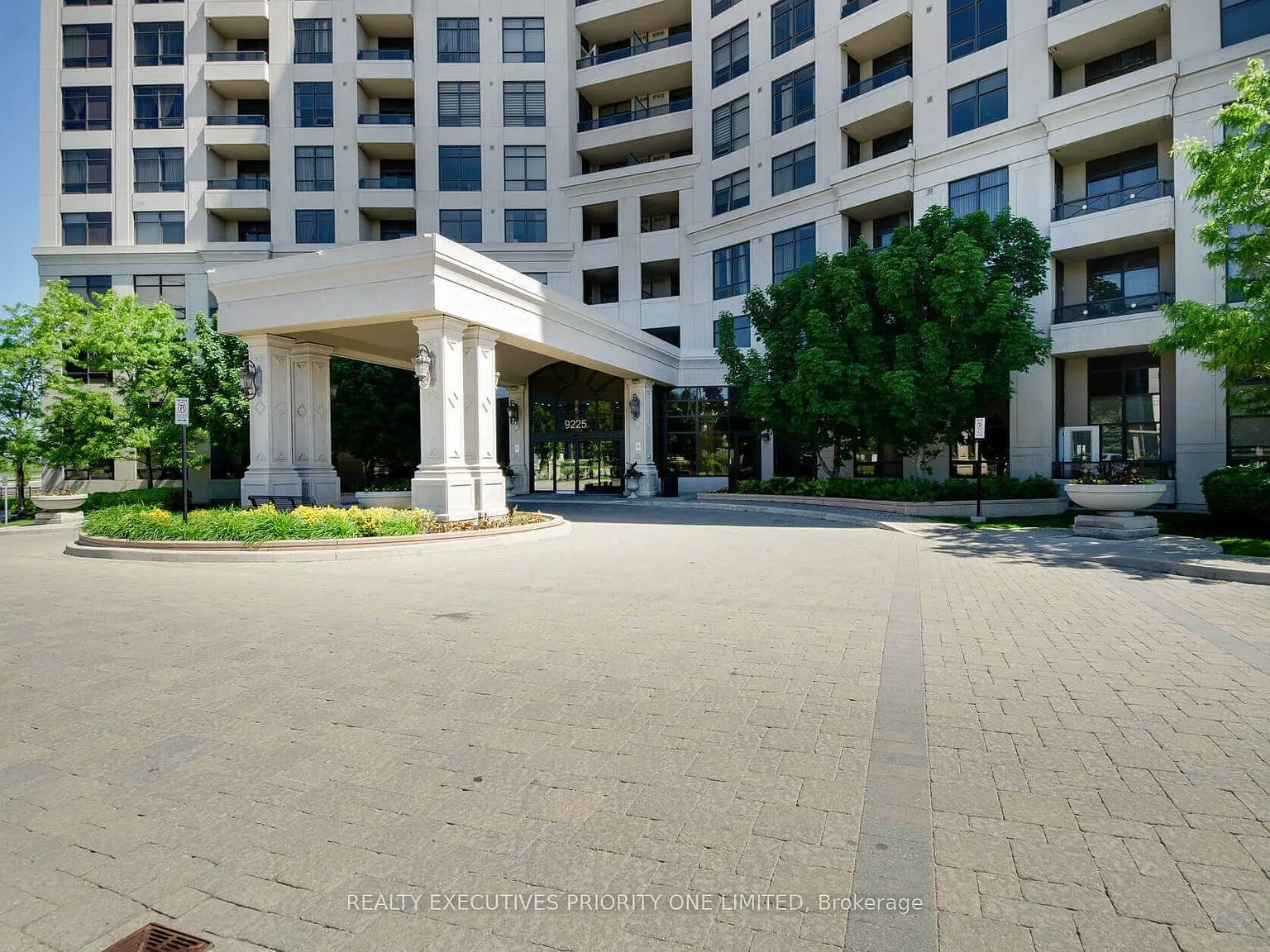 2 bed, $3,200 — Photo 2