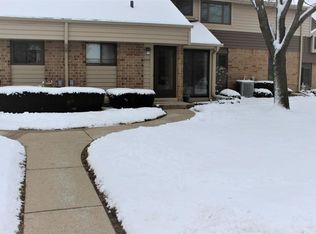 3805 W College Ave #6, Milwaukee, WI 53221