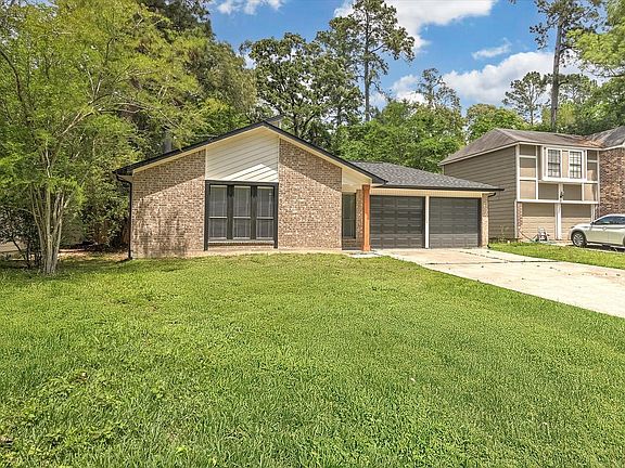 3rd image of 23 Summer Crest Cir