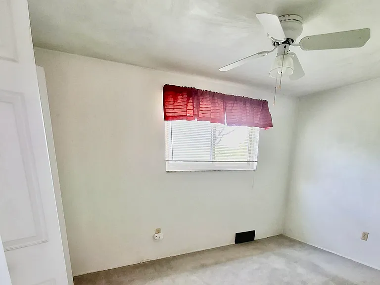 62 Dundalk Dr — Photo 11