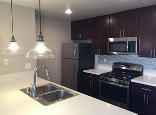 9878 Erma Rd APT 40, San Diego, CA 92131