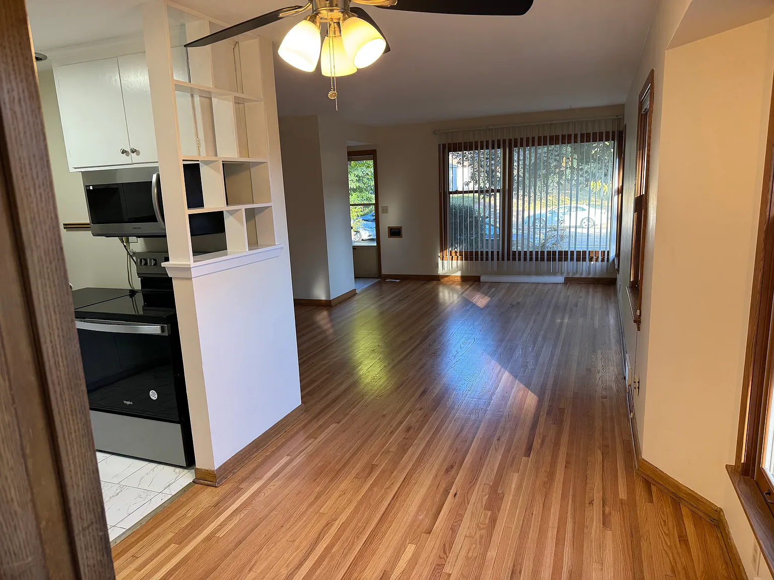 2 bed, 1400 sqft, $1,850 — Photo 3