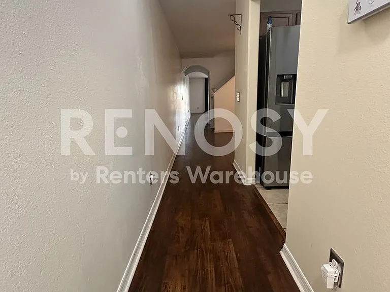 10943 Keys Gate Dr — Photo 23