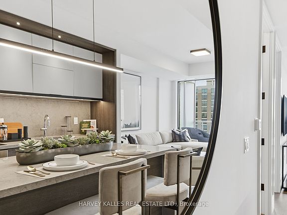 3rd image of 215 Lonsdale Rd #1205