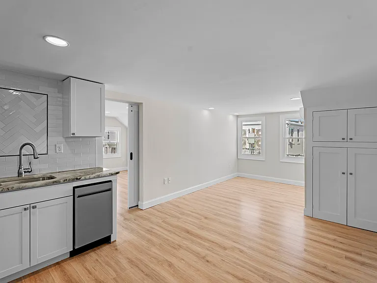 17 Hancox Street, Stonington, CT — Photo 27