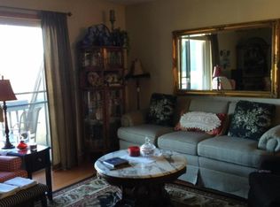 180 Wilshire Dr UNIT 94, Hollister, MO 65672