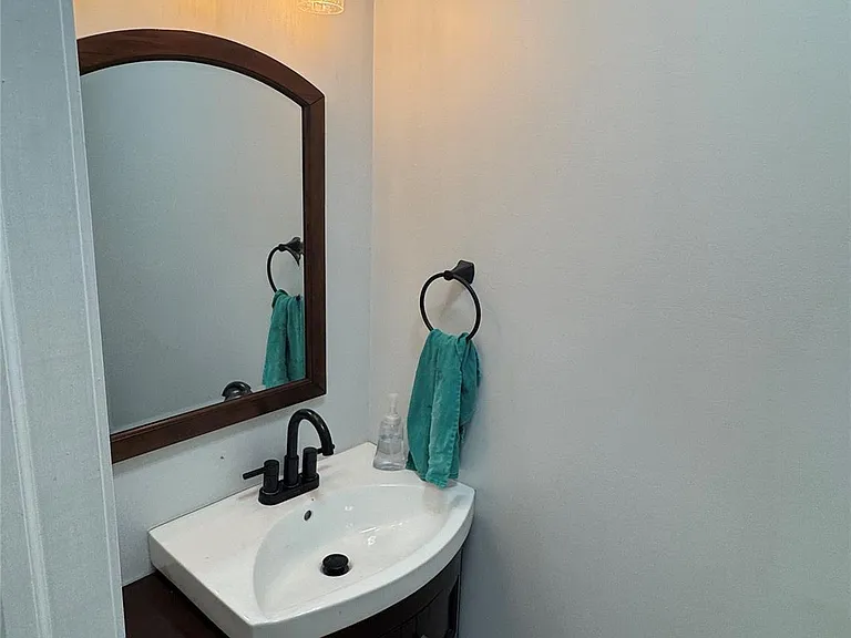 35865 Ashford Dr — Photo 16