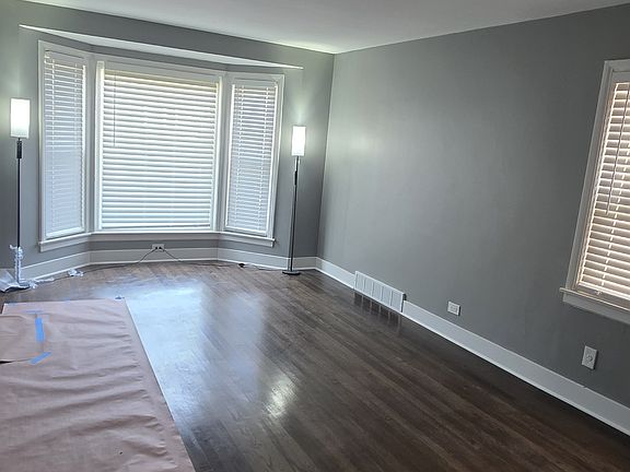 2nd image of 5337 W Gladys Ave #1