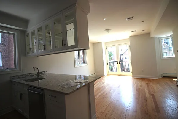 Rented by Highline Residential | media 4