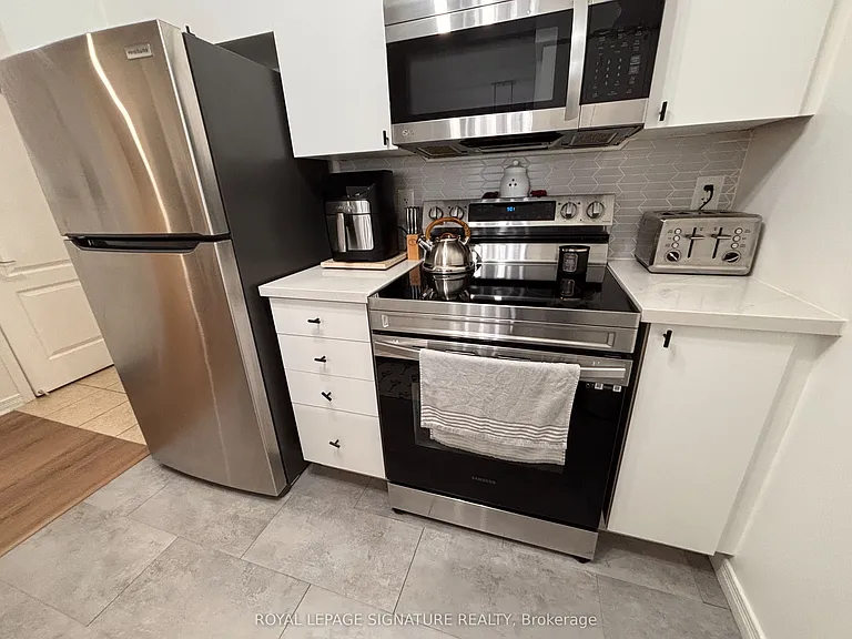 3650 Kingston Rd #725 — Photo 8