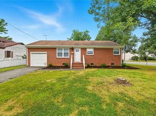 4100 Candlewood Dr, Hampton, VA 23666