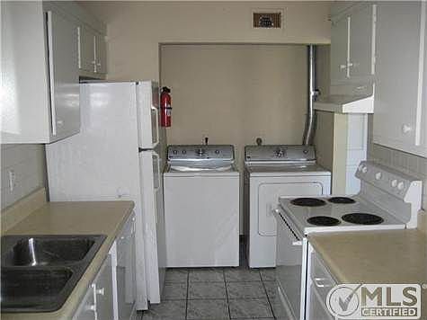 4th image of 1600 S North St #108