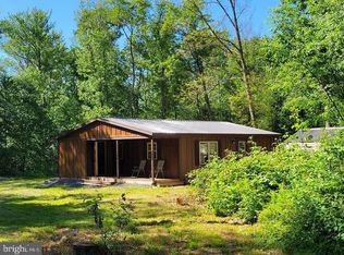 140 S Mountain Rd, Orviston, PA 16864