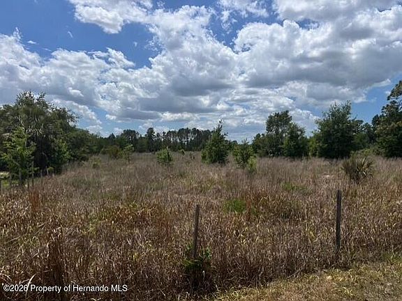 2nd image of 13386 Moon Rd