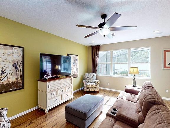 5th image of 5963 Paxton Ct