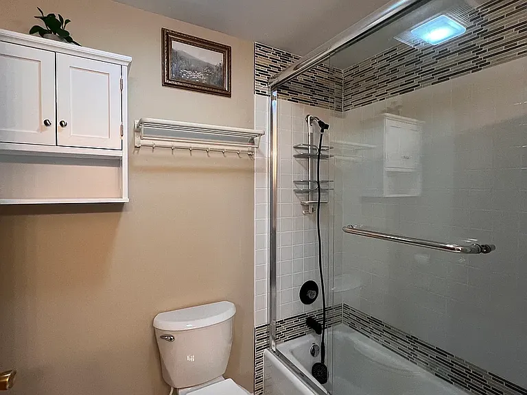 3116 S Canal St #1 — Photo 15