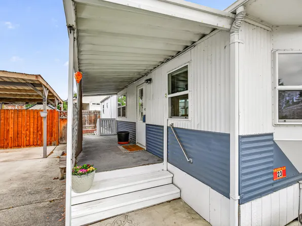 470 Old Highway 62 Spc 23, Eagle Point, OR 97524
