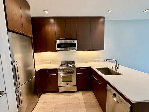 2nd image of 468 Clementina St #302