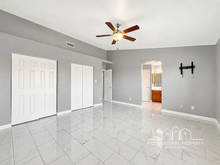 3557 W 27th Pl — Photo 9
