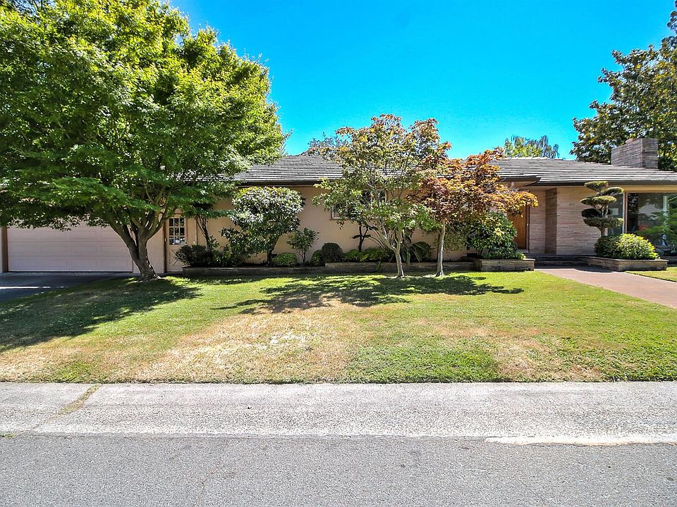 1st image of 4860 Alta Dr