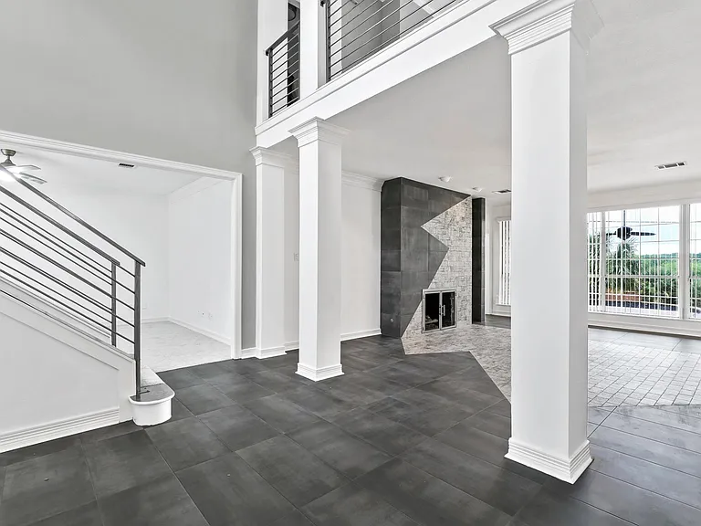 545 Oak Hill Dr — Photo 7