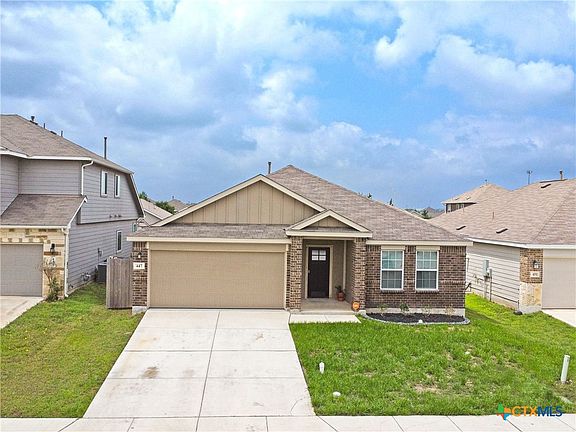 2nd image of 447 Agave Flats Dr