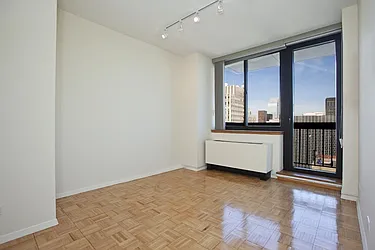 Rented by Olshan Realty