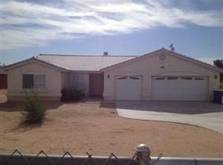 15445 Straight Arrow Rd, Apple Valley, CA 92307