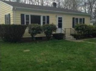 20 Dewey Ave, Rehoboth, MA 02769