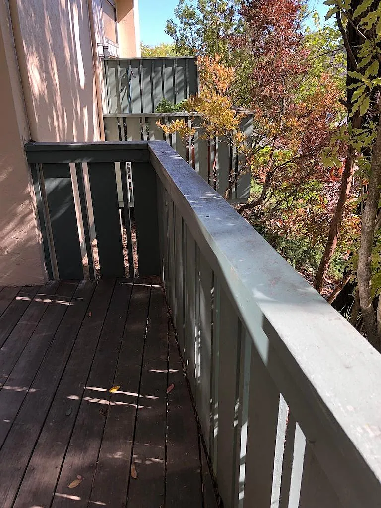 2 bed, 1.5 bath, 1350 sqft, $4,300 — Photo 3