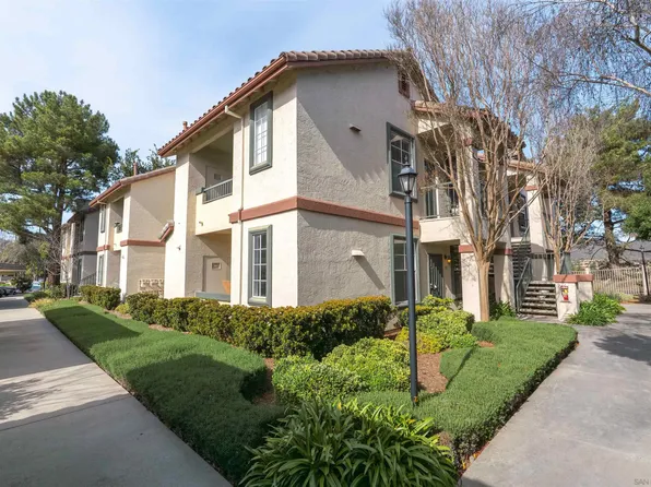 10820 Sabre Hill Dr Unit 185, San Diego, CA 92128