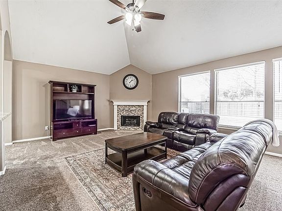 5th image of 15819 Heartwood Way