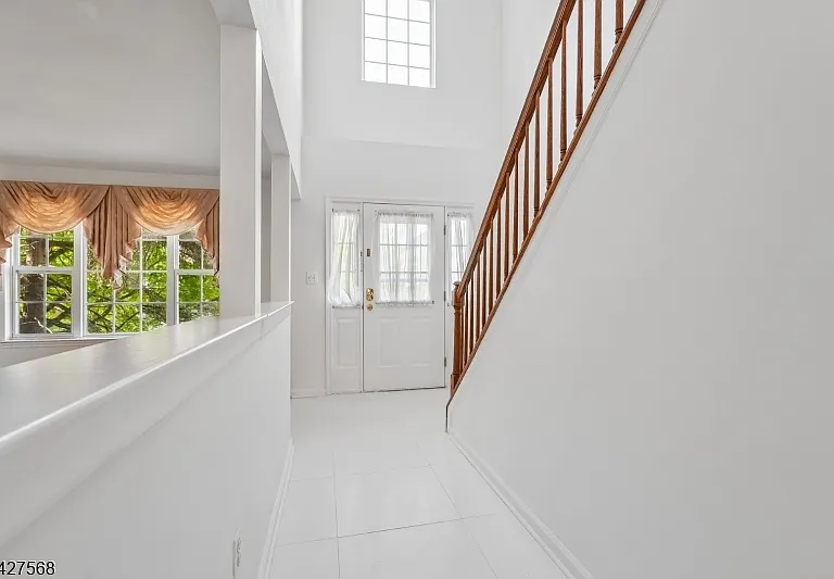 1 Leigh Rd — Photo 5