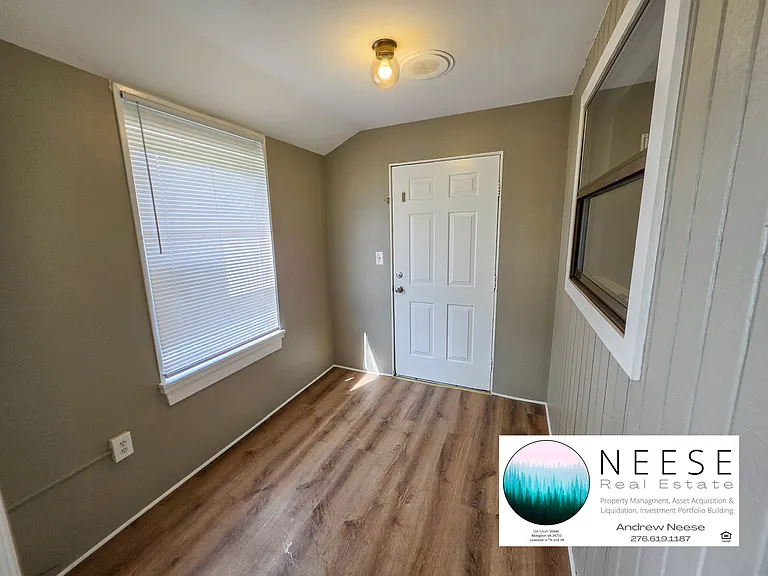 110 Ivy Ln #10 — Photo 10