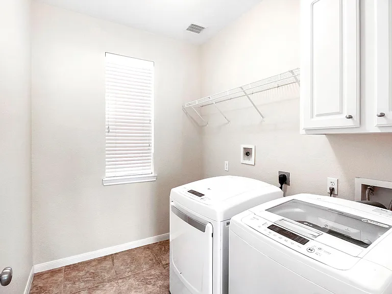 803 Chisel Point Dr — Photo 19