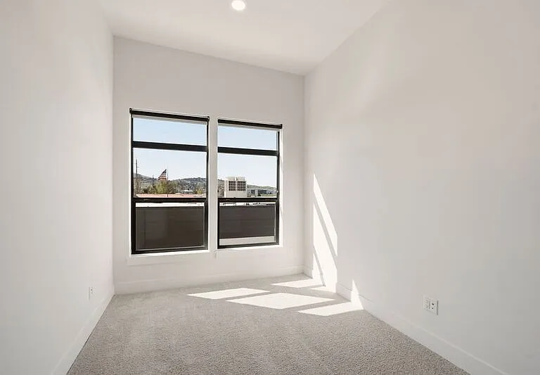 21806 E Indiana Ave #205 — Photo 11