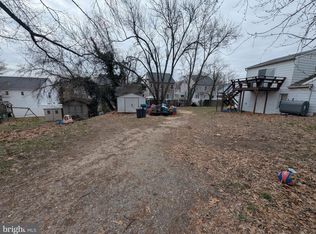 811 203rd St, Pasadena, MD 21122