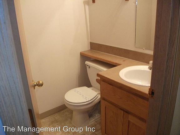 5th image of 15912 NE 47th St