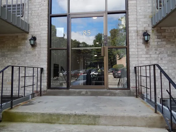 85 Commons Dr Unit 207, Shrewsbury, MA 01545