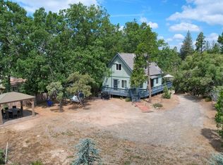 39303 Manzanita Dr, Oakhurst, CA