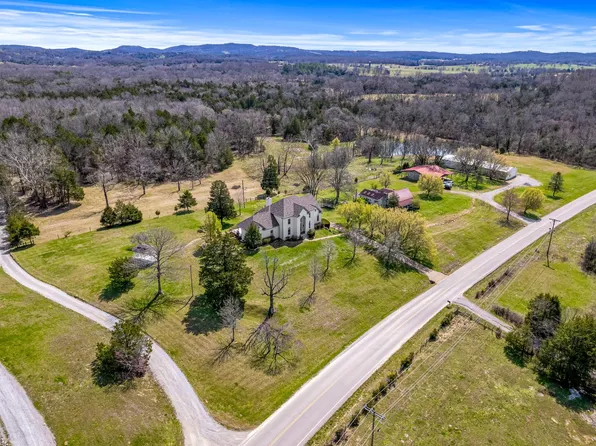 6864 Comstock Rd, College Grove, TN 37046