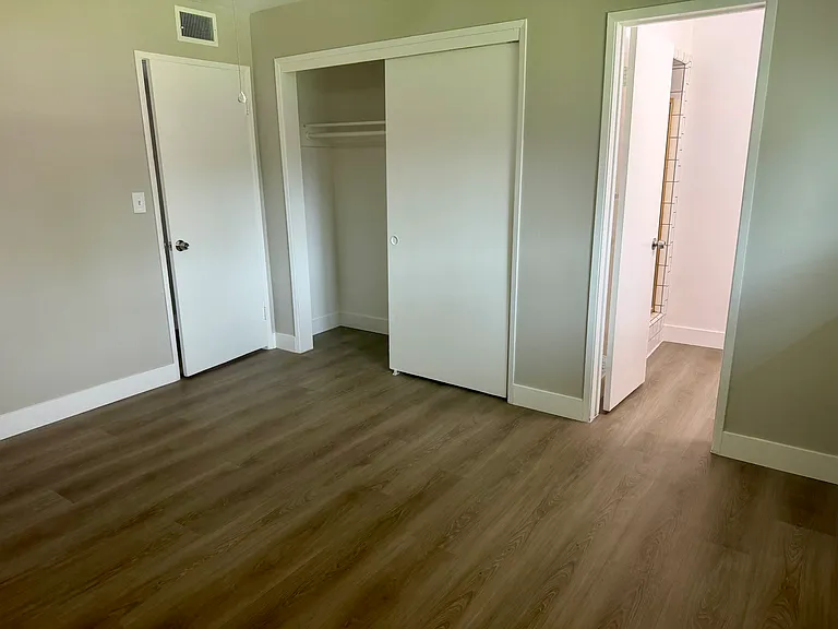 4104 Coronado Ave — Photo 8