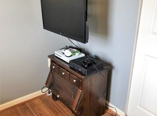 145 Apple Grove Ln, Littlestown, PA 17340