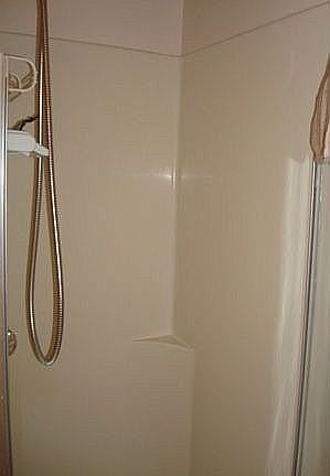 MASTER SHOWER