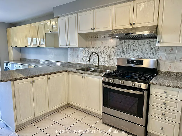 29 Sophia Rd #MAIN FL — Photo 9