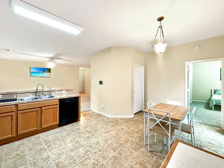 Silhouette Ridge Dr — Photo 13