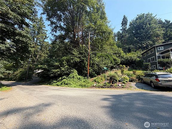 3rd image of 21 xx Fairmount Avenue SW