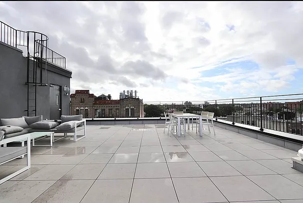 Rented by MADEHOME | media 14