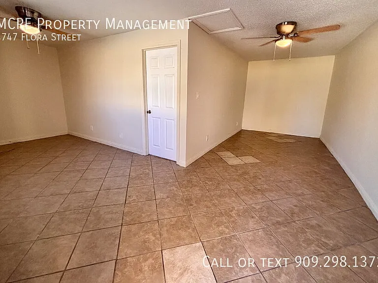 4747 Flora St — Photo 27