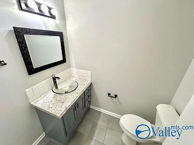 119 Crescent Cir #119 — Photo 14